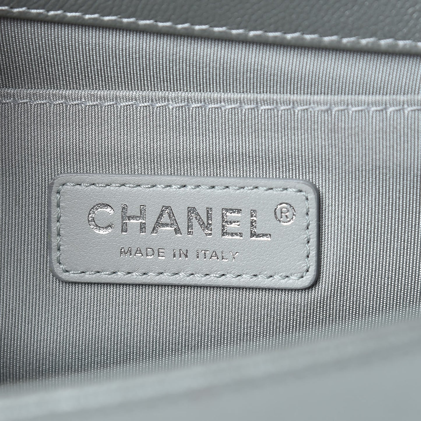 Metallic Caviar Quilted Medium Boy Flap Silver