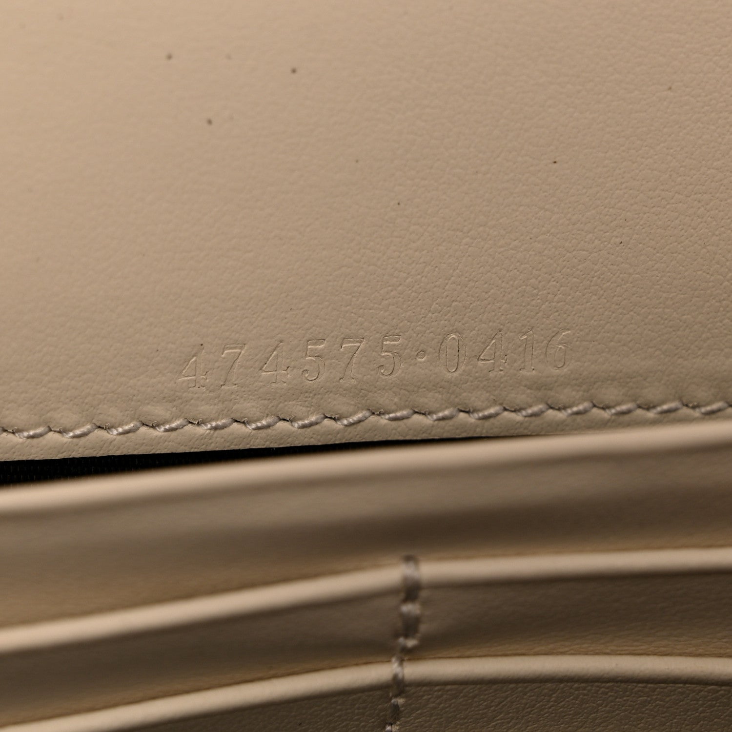 Gucci Calfskin Matelasse GG Marmont Chain Wallet Mystic White 7 of 10