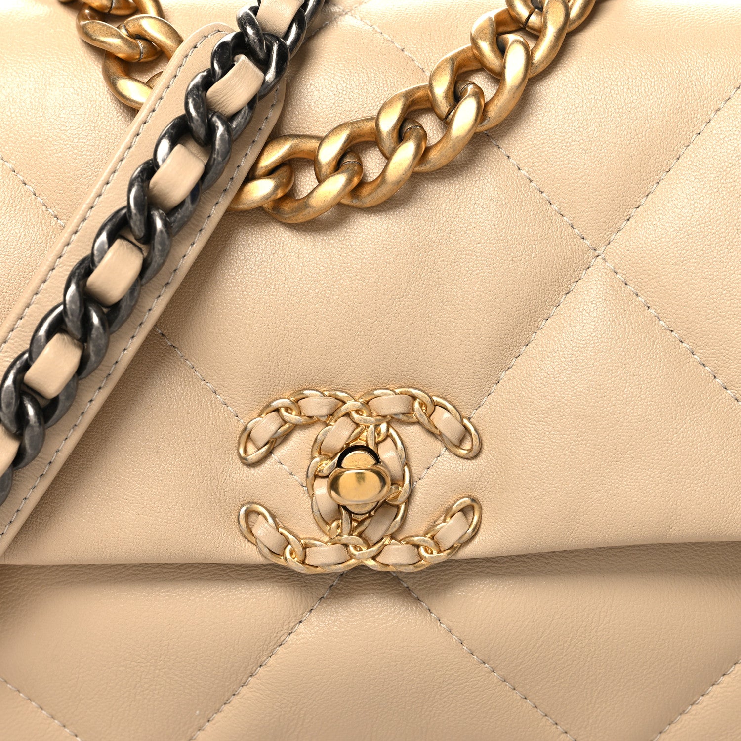 Chanel Lambskin Quilted Medium Chanel 19 Flap Beige 8 of 11