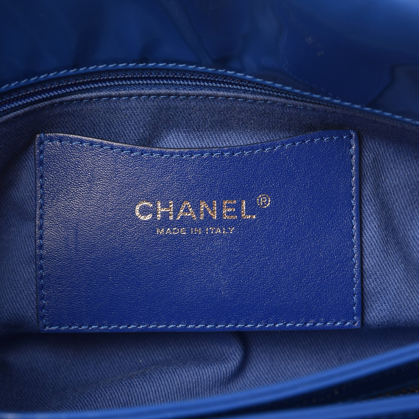 Patent Quilted Medium Just Mademoiselle Blue Fonce