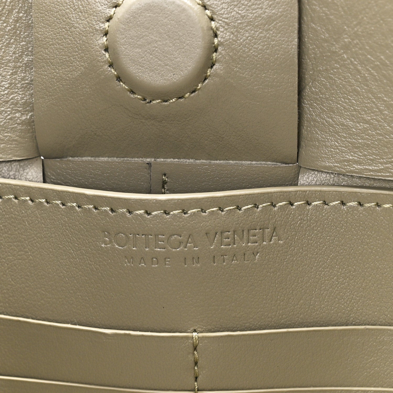 Bottega Veneta Calfskin Maxi Intrecciato Cassette Pouch On Strap Travertine 6 of 11