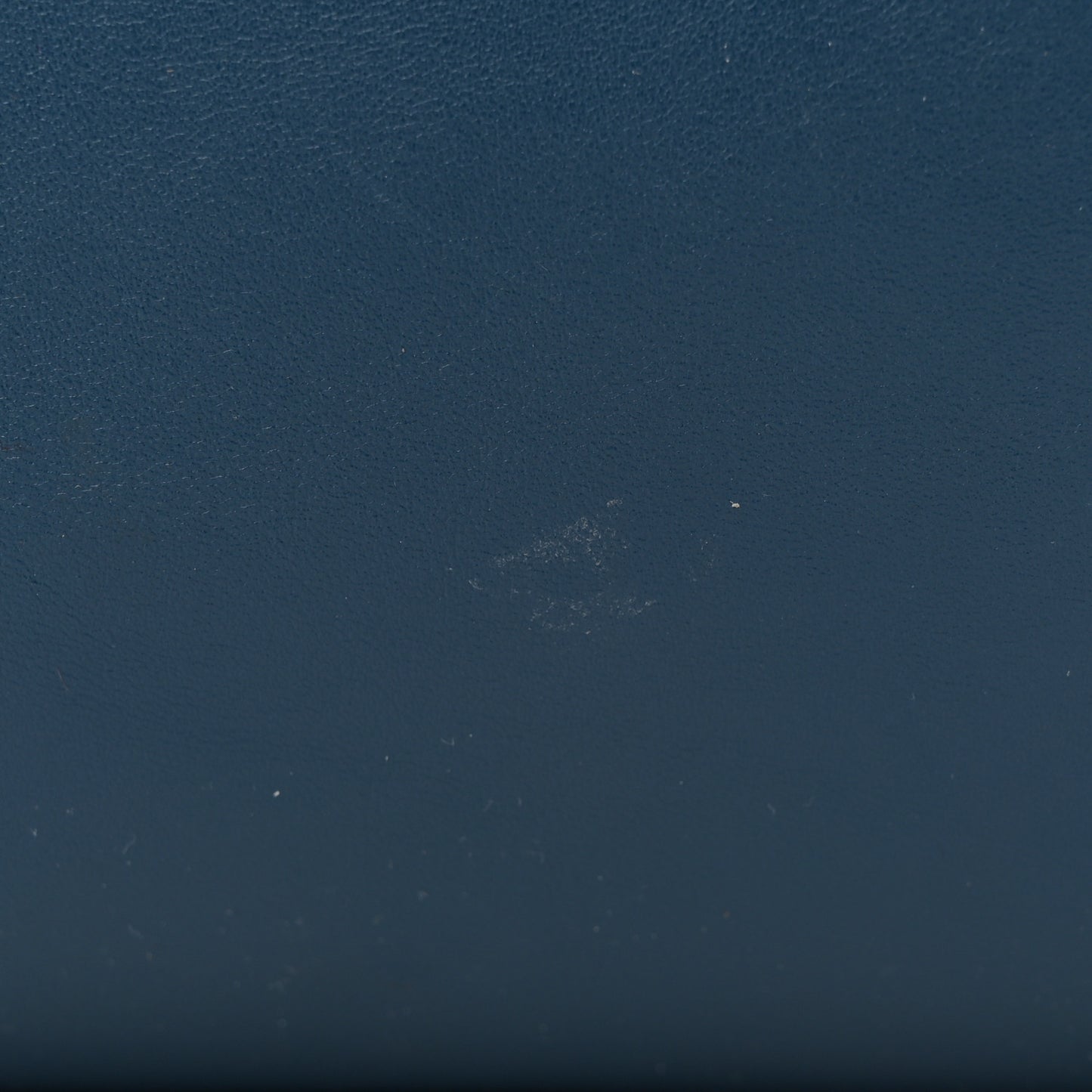 Smooth Calfskin Medium Soft Antigona Midnight