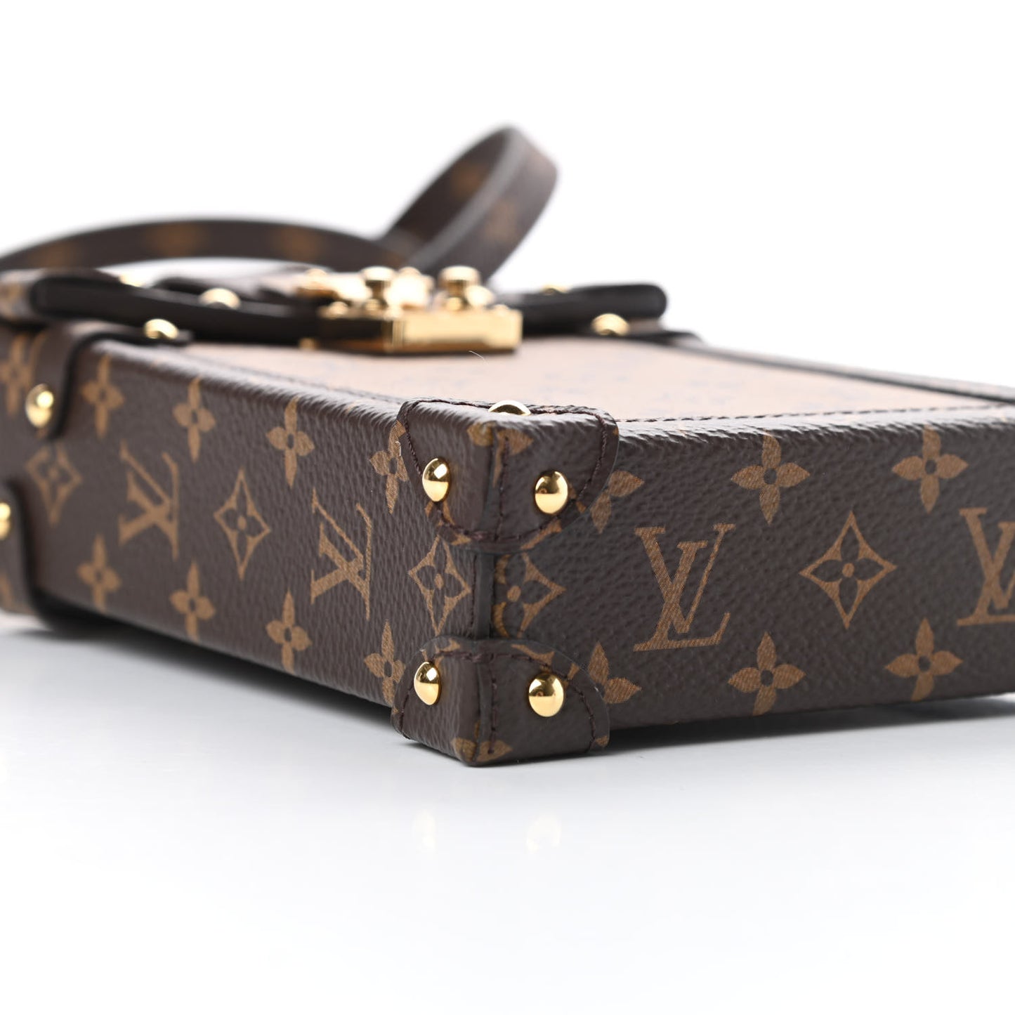 Reverse Monogram Pochette Trunk Verticale
