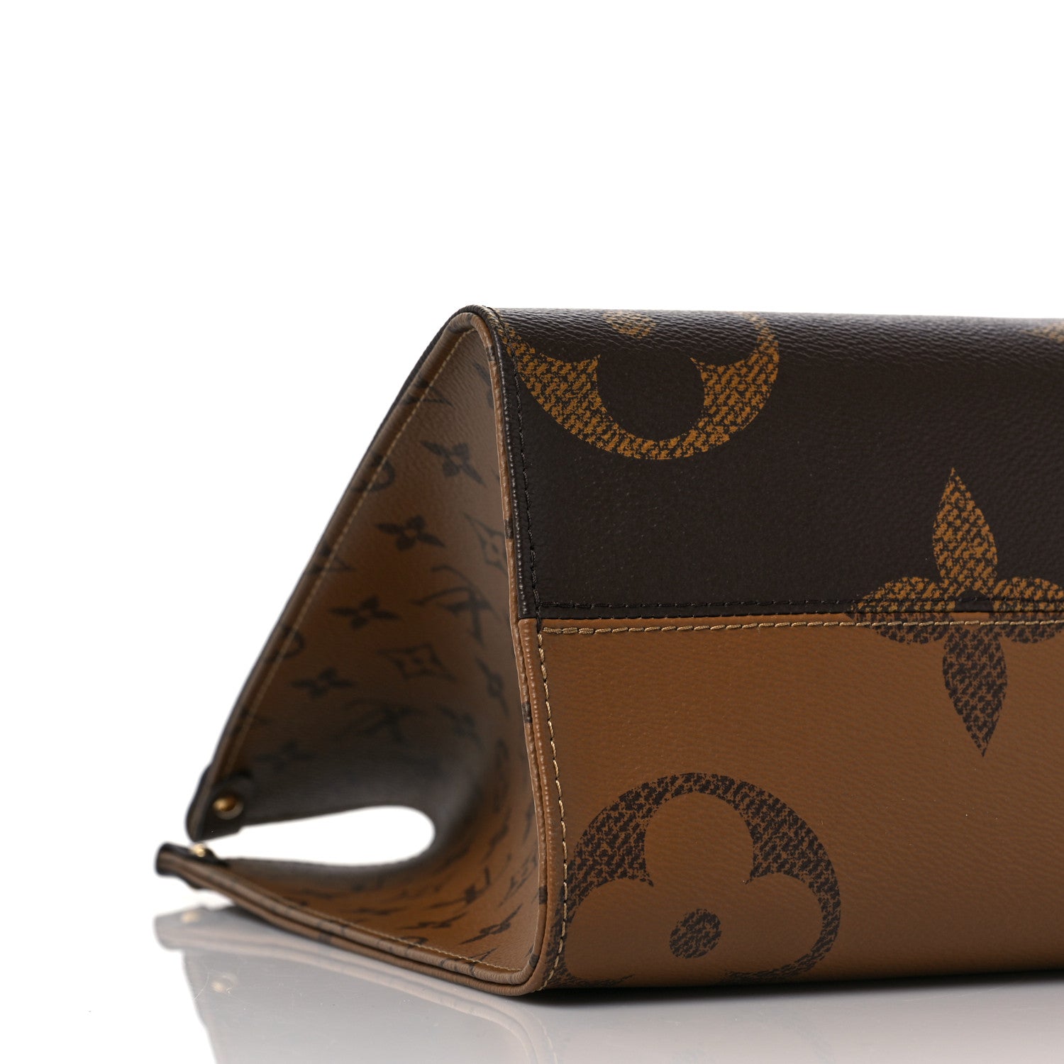 Louis Vuitton Reverse Monogram Giant Onthego MM 7 of 8