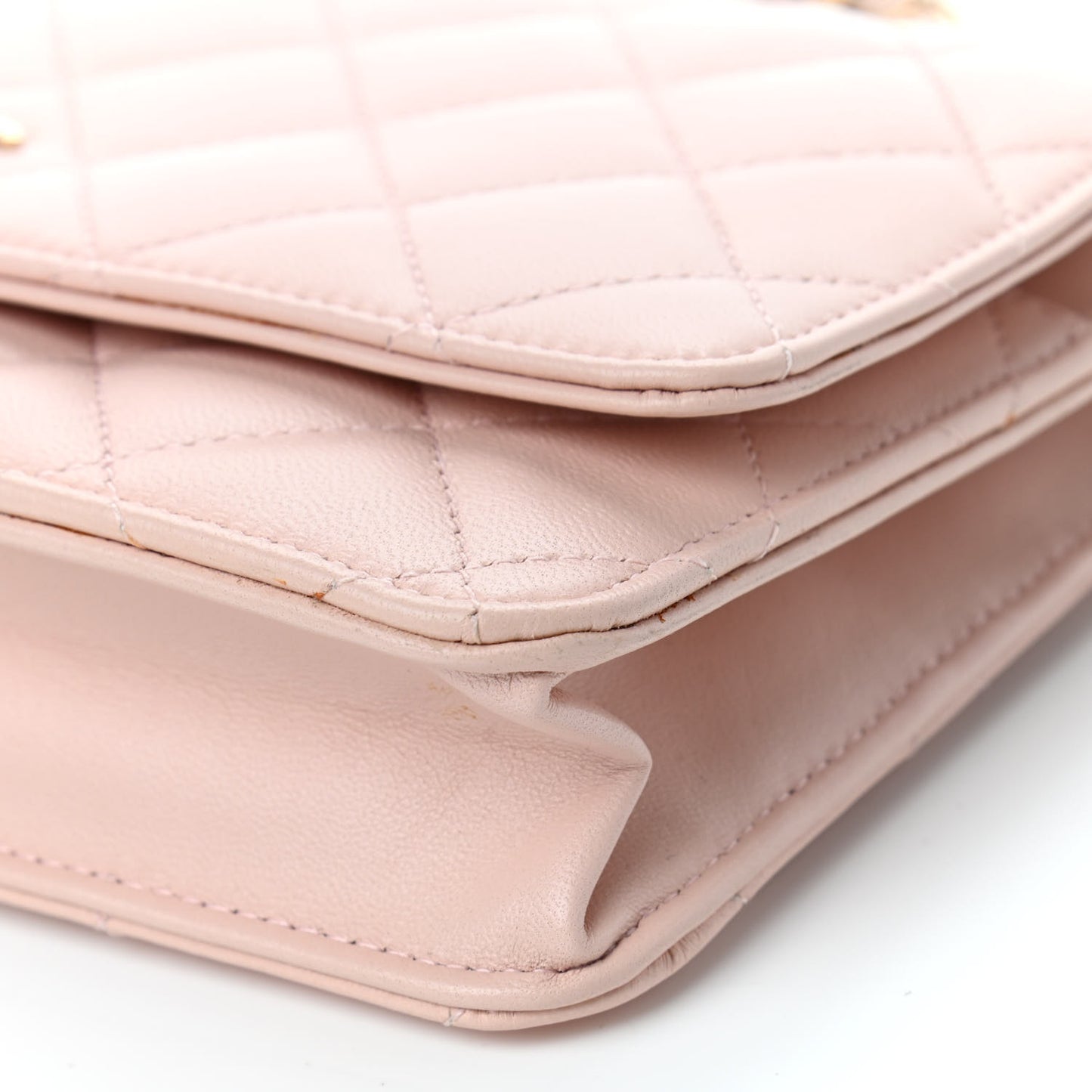 Lambskin Quilted Wallet On Chain WOC Light Pink