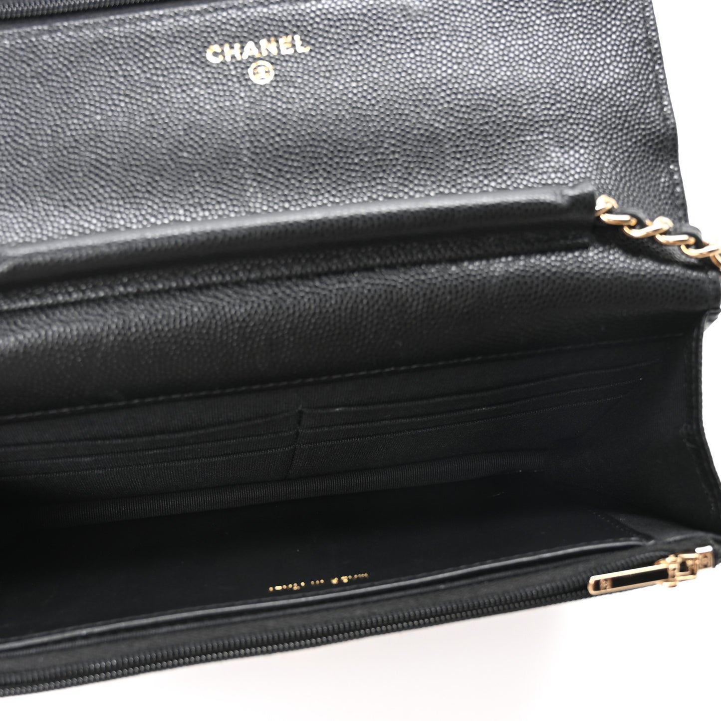 Shiny Caviar Quilted Strass CC Wallet On Chain WOC Black