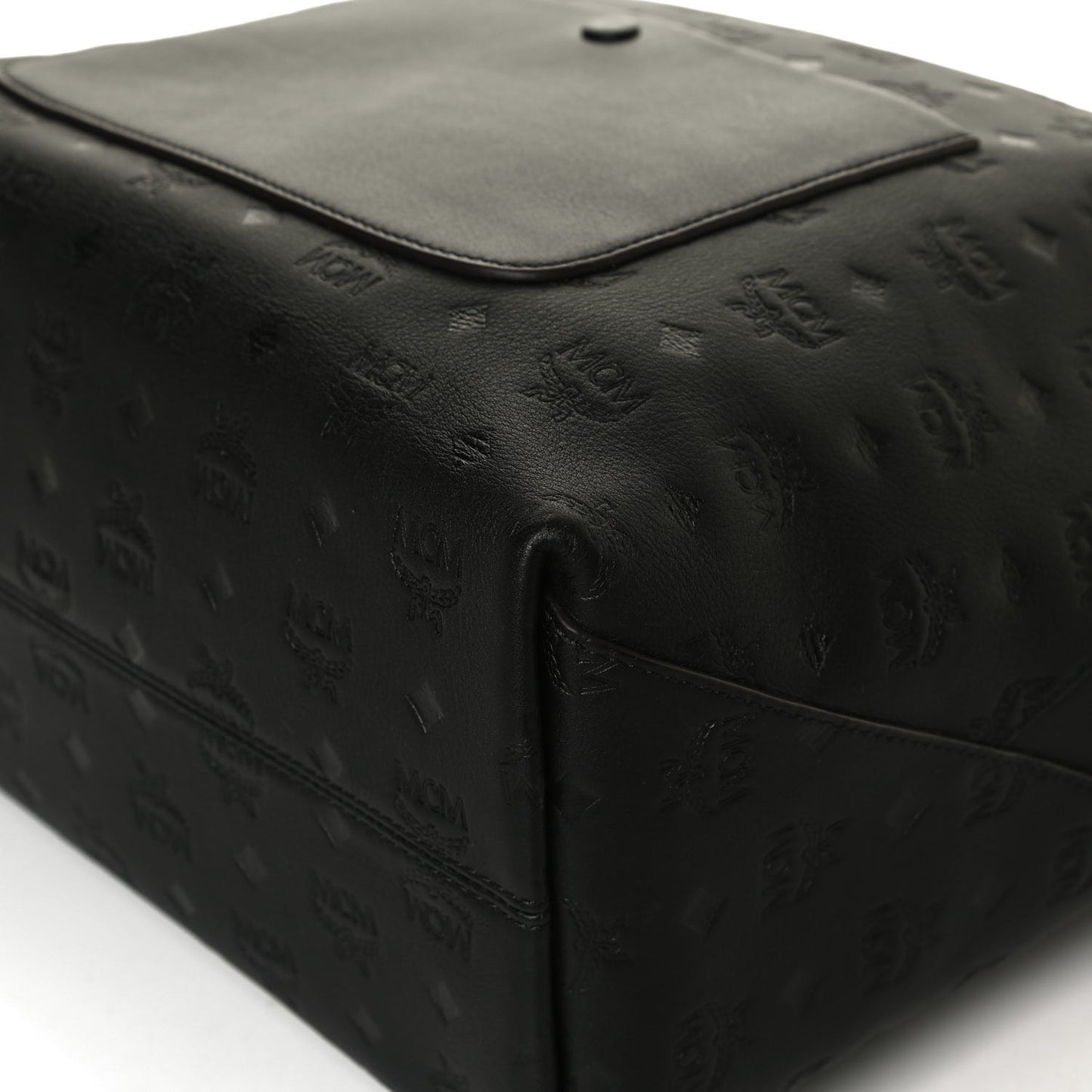 Calfskin Ottomar Large Klara Hobo Black