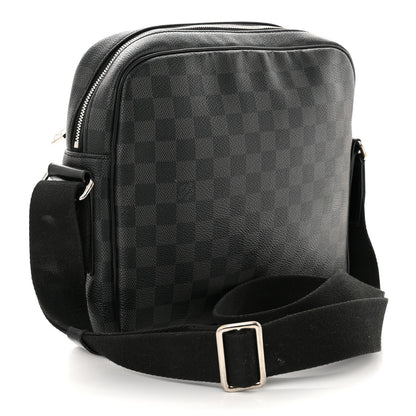Louis Vuitton Damier Graphite Dayton Reporter PM 3 of 10