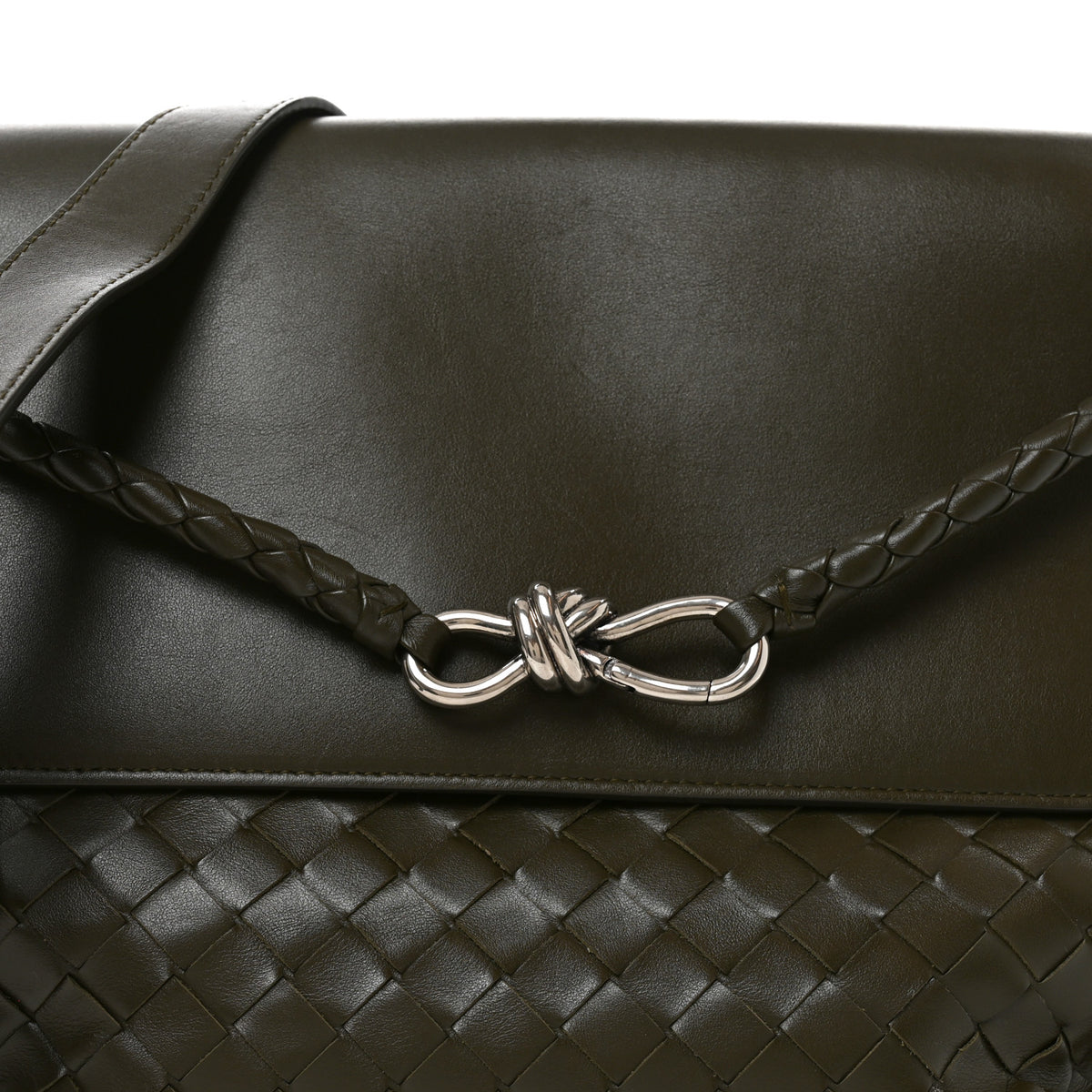 Calfskin Intrecciato Medium Andiamo Messenger Bag Kaki