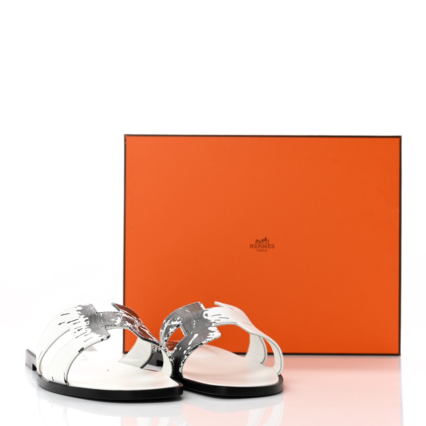 Calfskin Peinture Fraiche Oran Sandals 41 White Black