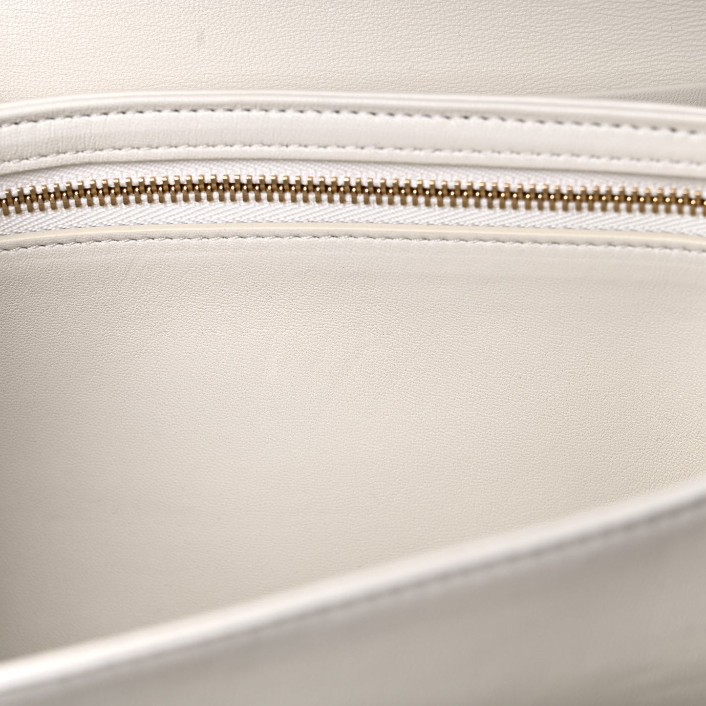 Shiny Calfskin Medium Triomphe White