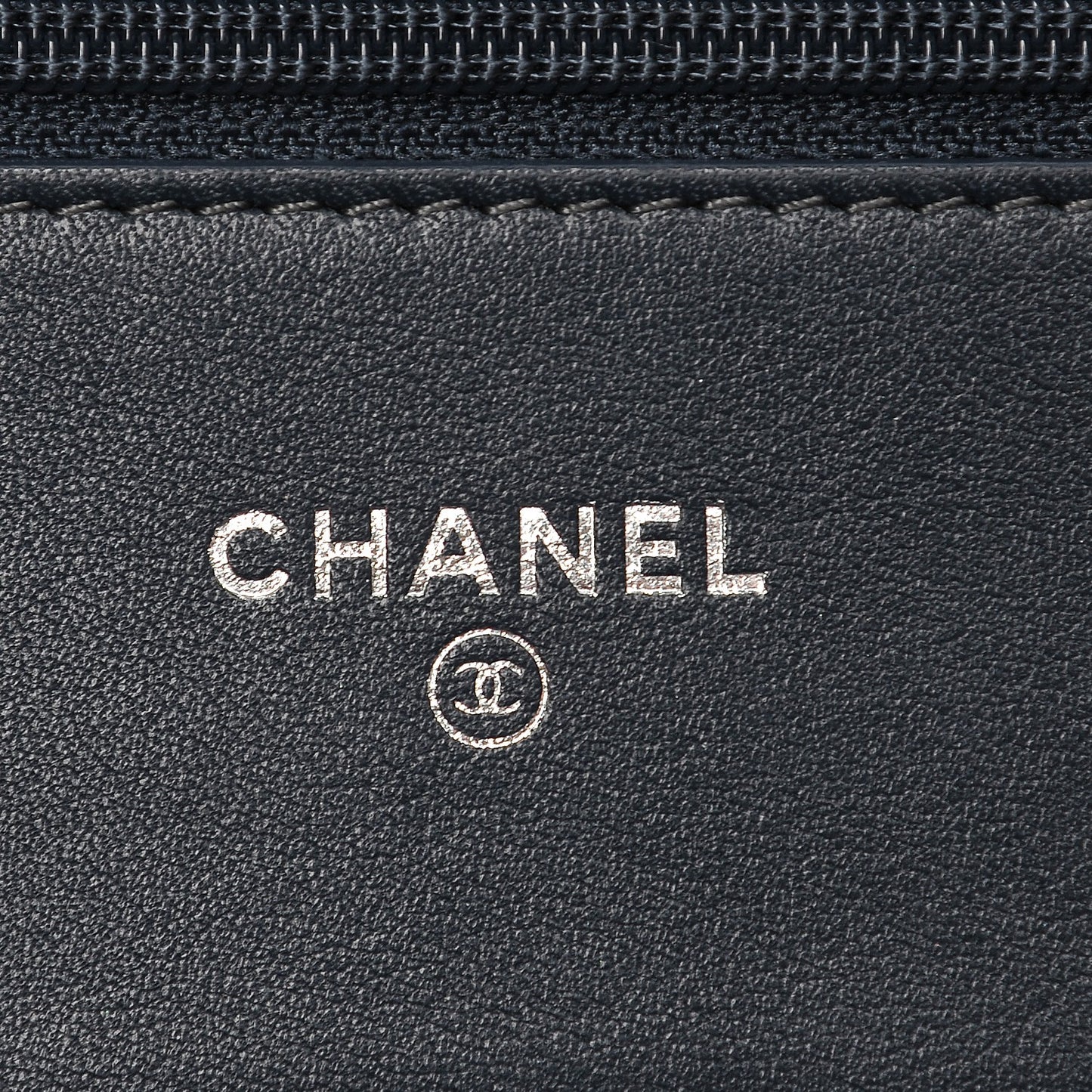 Patent Quilted Brilliant Wallet On Chain WOC Dark Blue