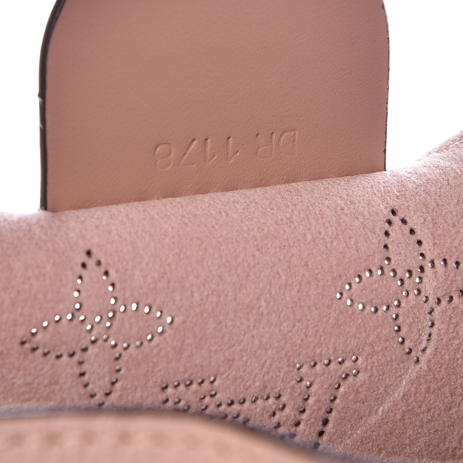 Louis Vuitton Mahina Girolata Magnolia 8 of 8