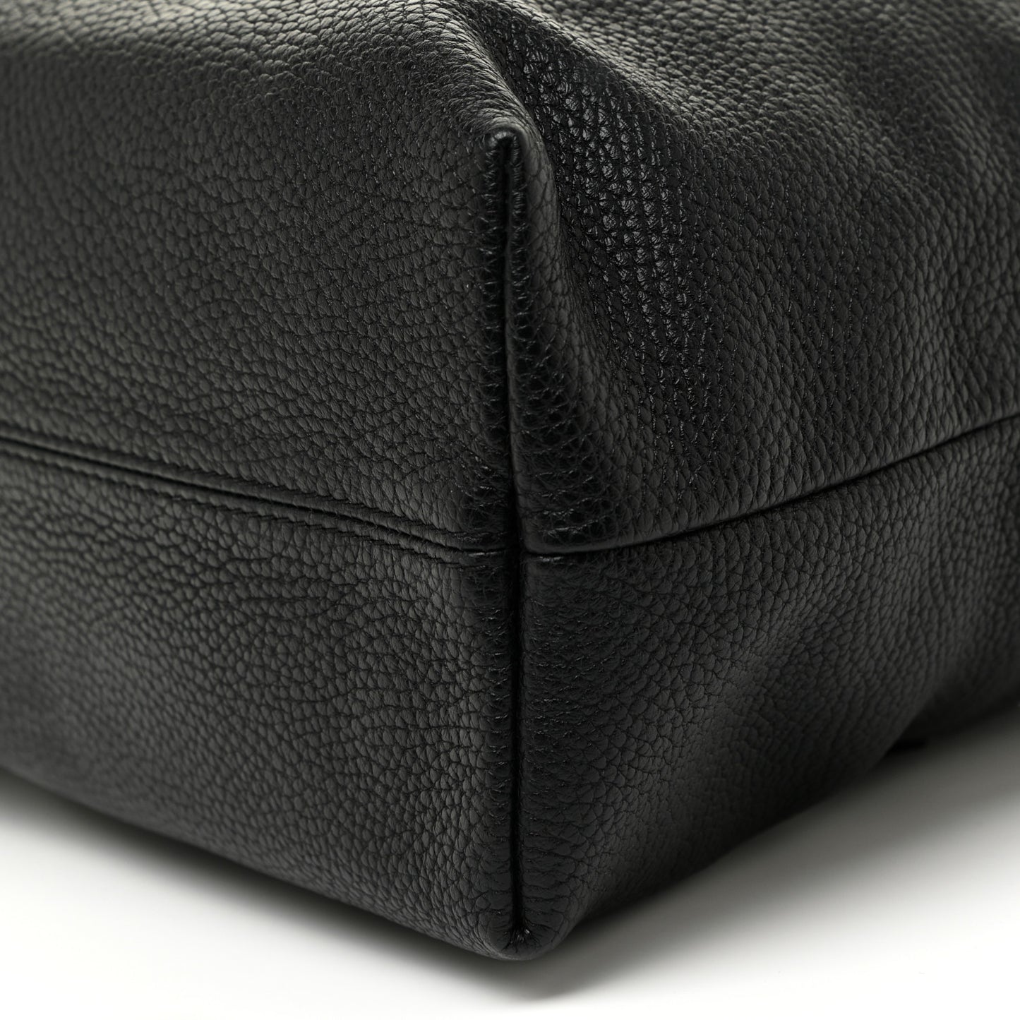 London Grainy Calfskin Medium Baynard Tote Black