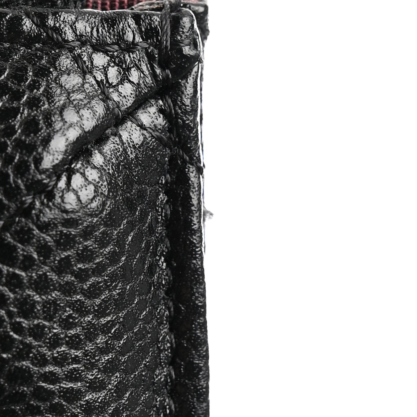 Caviar Quilted Classic iPhone Pouch Black