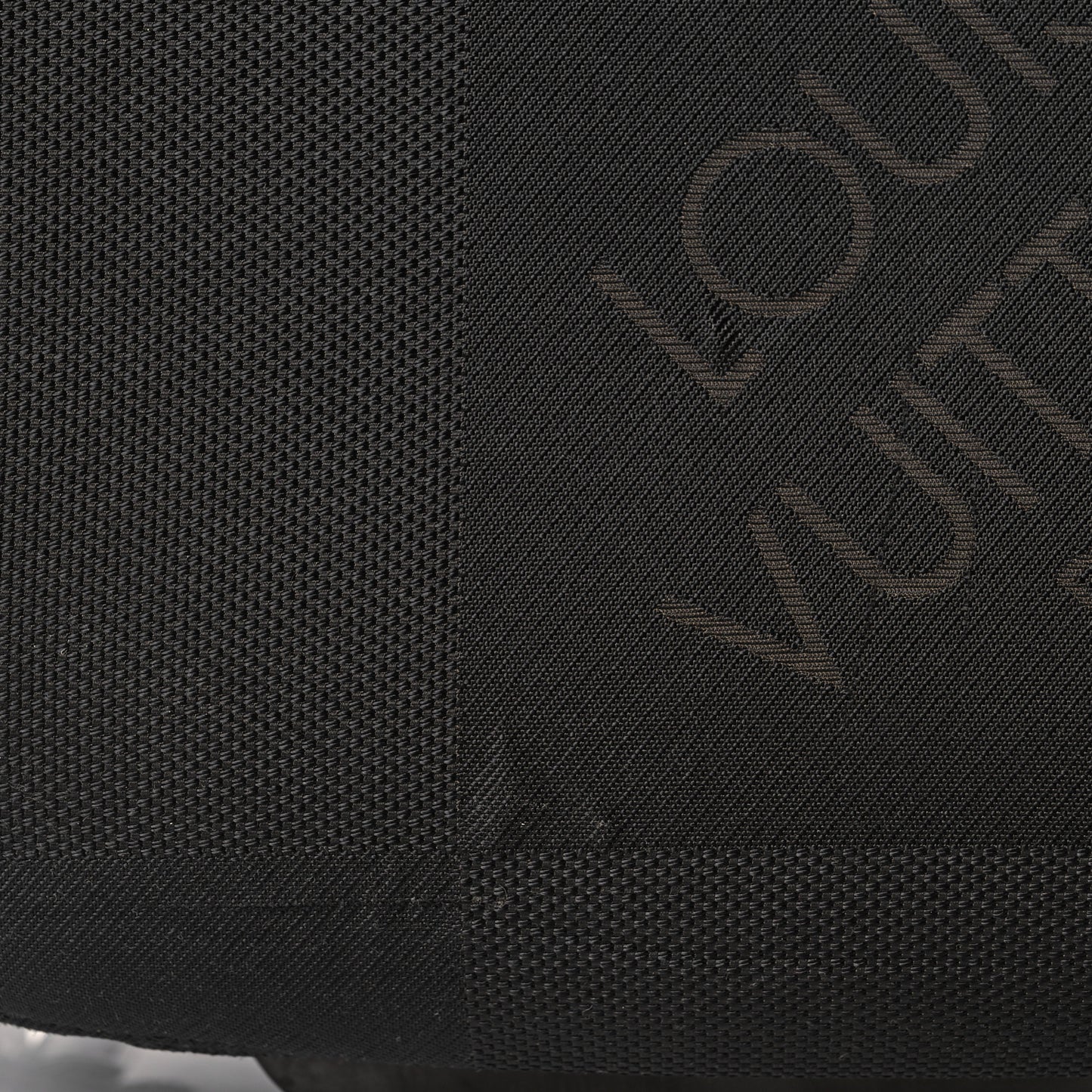 Damier Geant Conquerant 65 Rolling Luggage Black