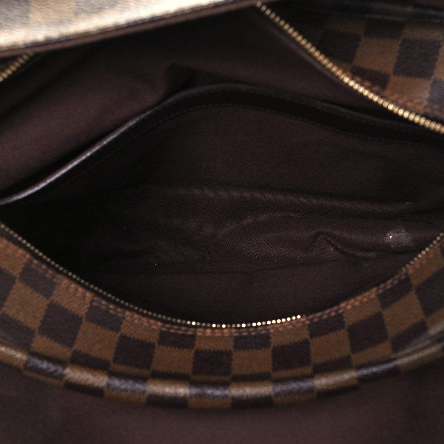 Louis Vuitton Damier Ebene Naviglio 5 of 11