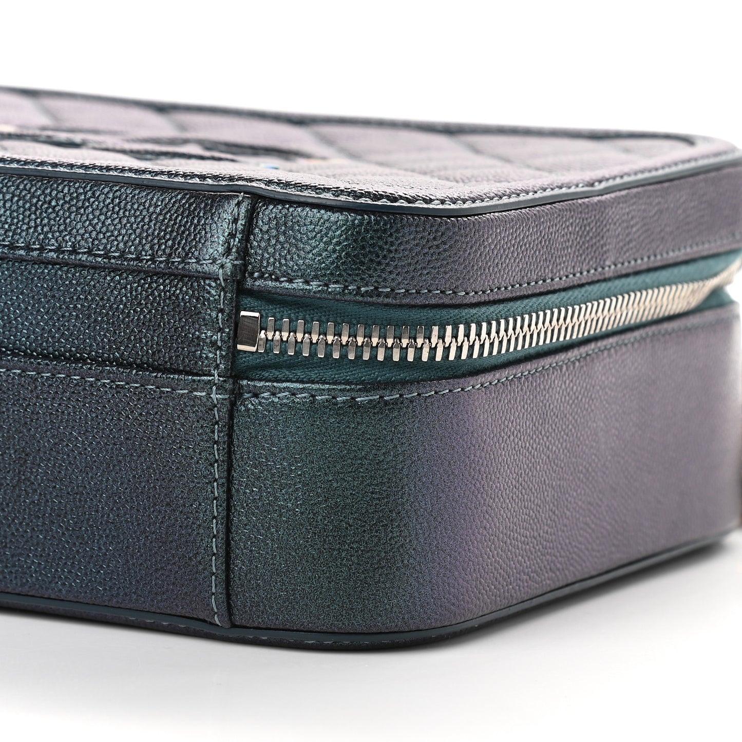 Iridescent Caviar Quilted Medium CC Filigree Vanity Case Dark Turquoise