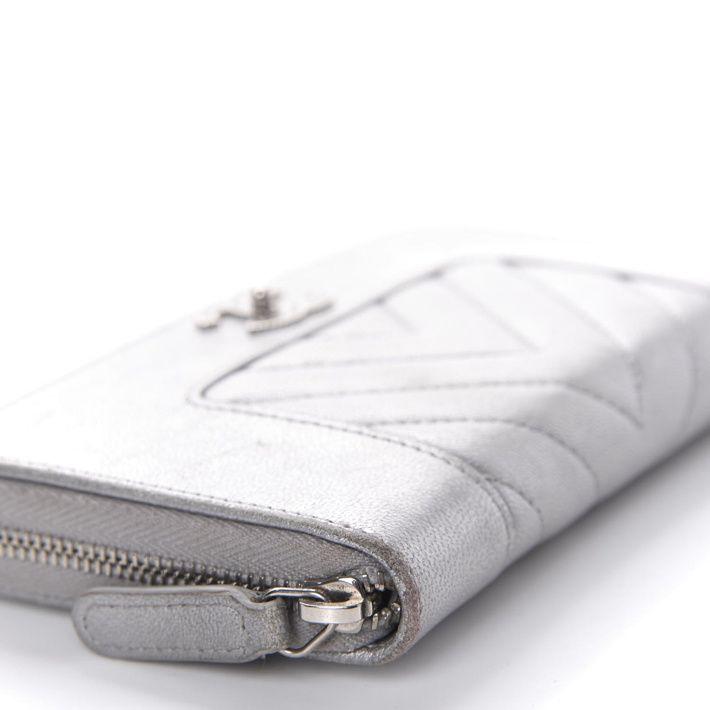 Metallic Sheepskin Chevron Quilted Medium Mademoiselle Vintage Zip Around Wallet Silver