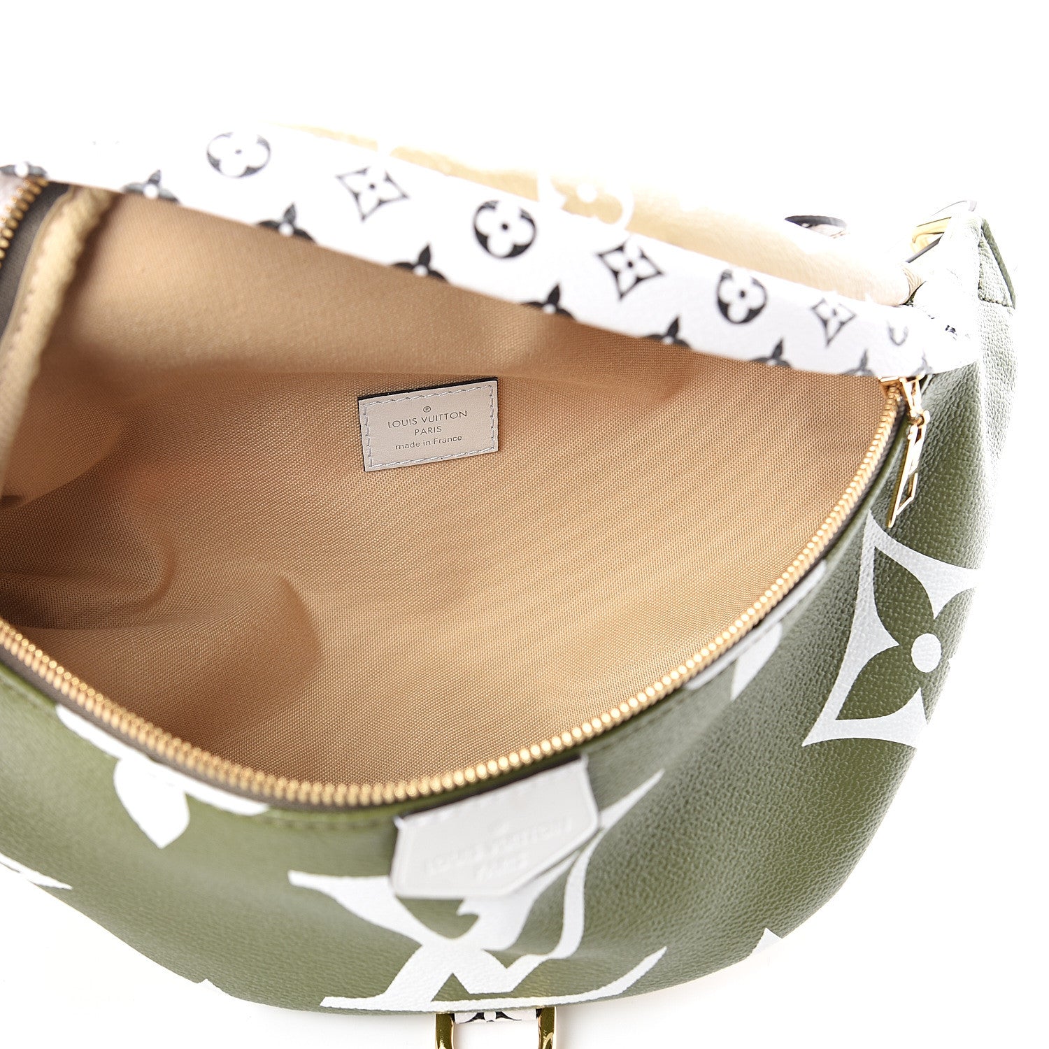 Louis Vuitton Monogram Giant Bumbag Kaki Beige 4 of 8