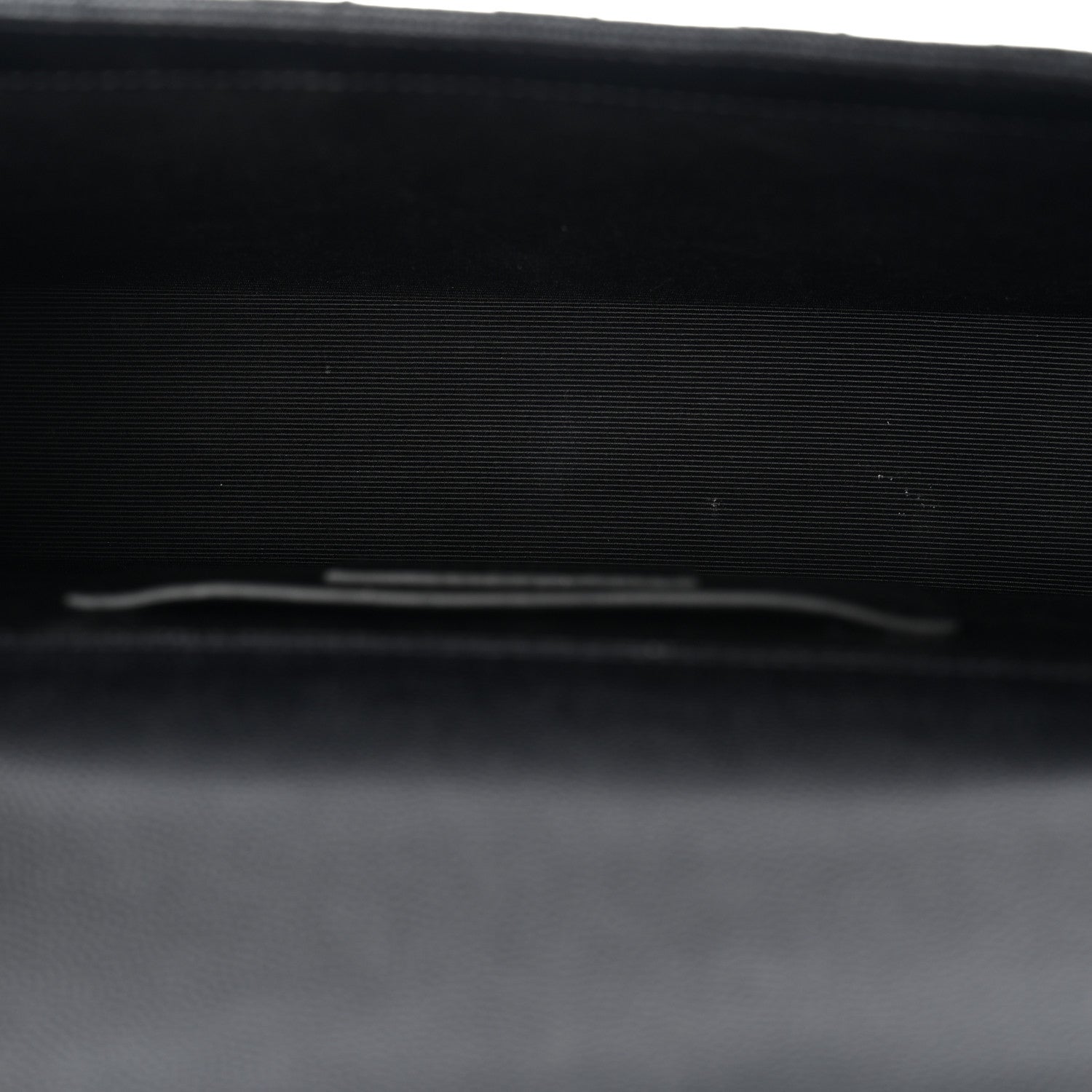 Saint Laurent Grain De Poudre Textured Mixed Matelasse Triquilt Medium Monogram Monochrome Satchel Black 5 of 11