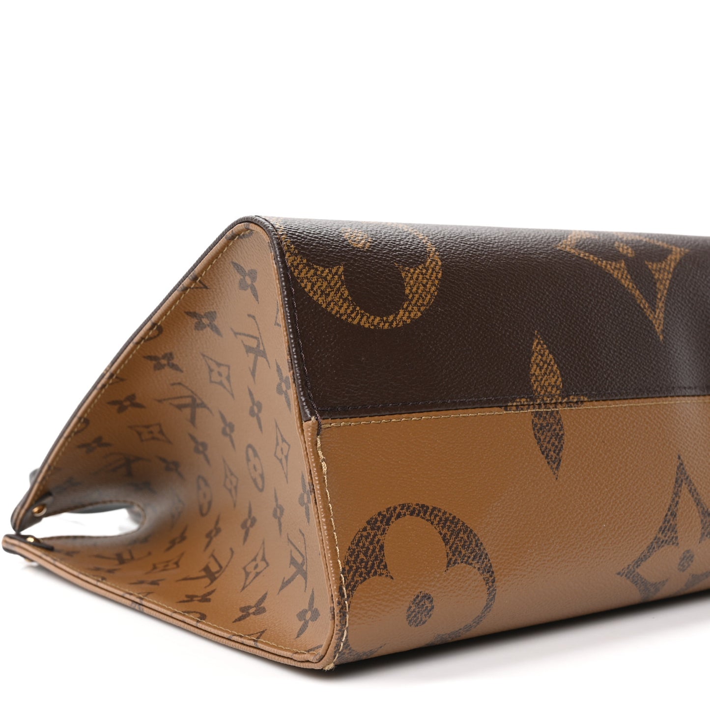 Reverse Monogram Giant Onthego MM
