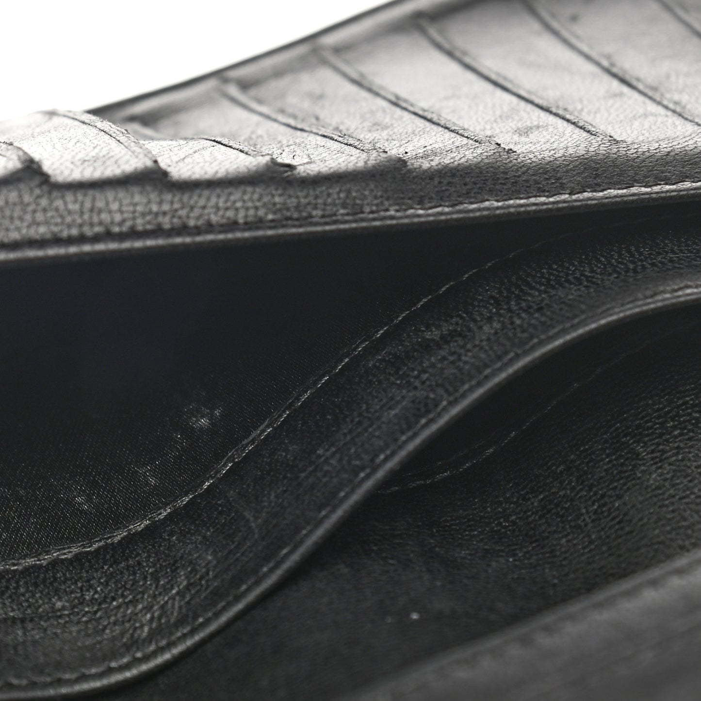 Patent Calfskin Lucky Symbols Yen Wallet Black
