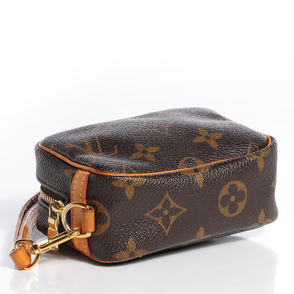 Louis Vuitton Monogram Wapity Case 4 of 7