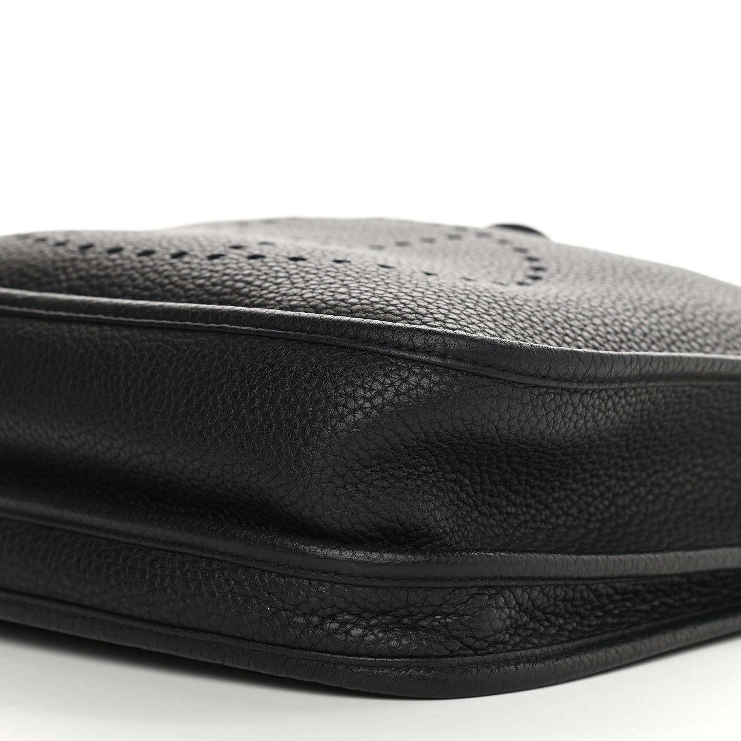Taurillon Clemence Evelyne III PM Black