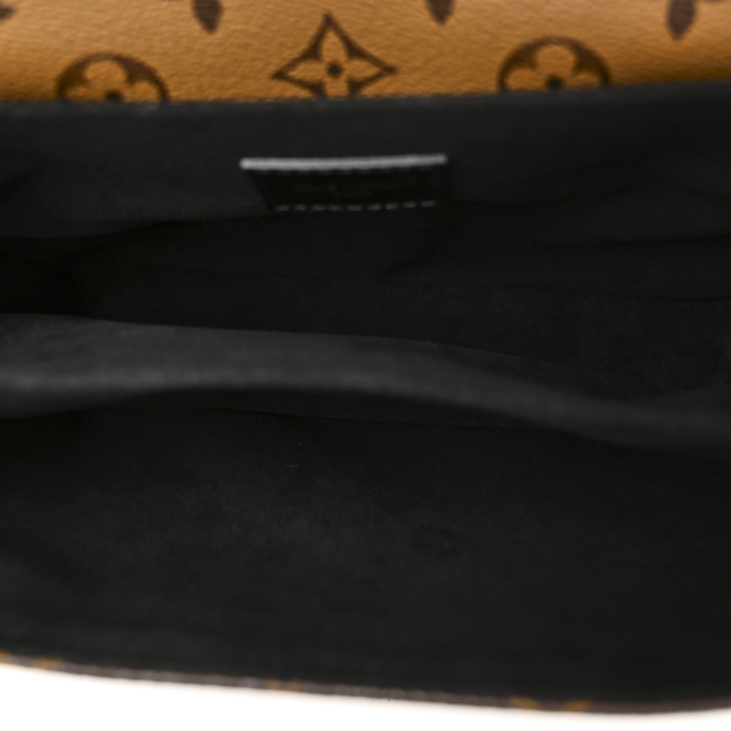 Reverse Monogram Pochette Metis