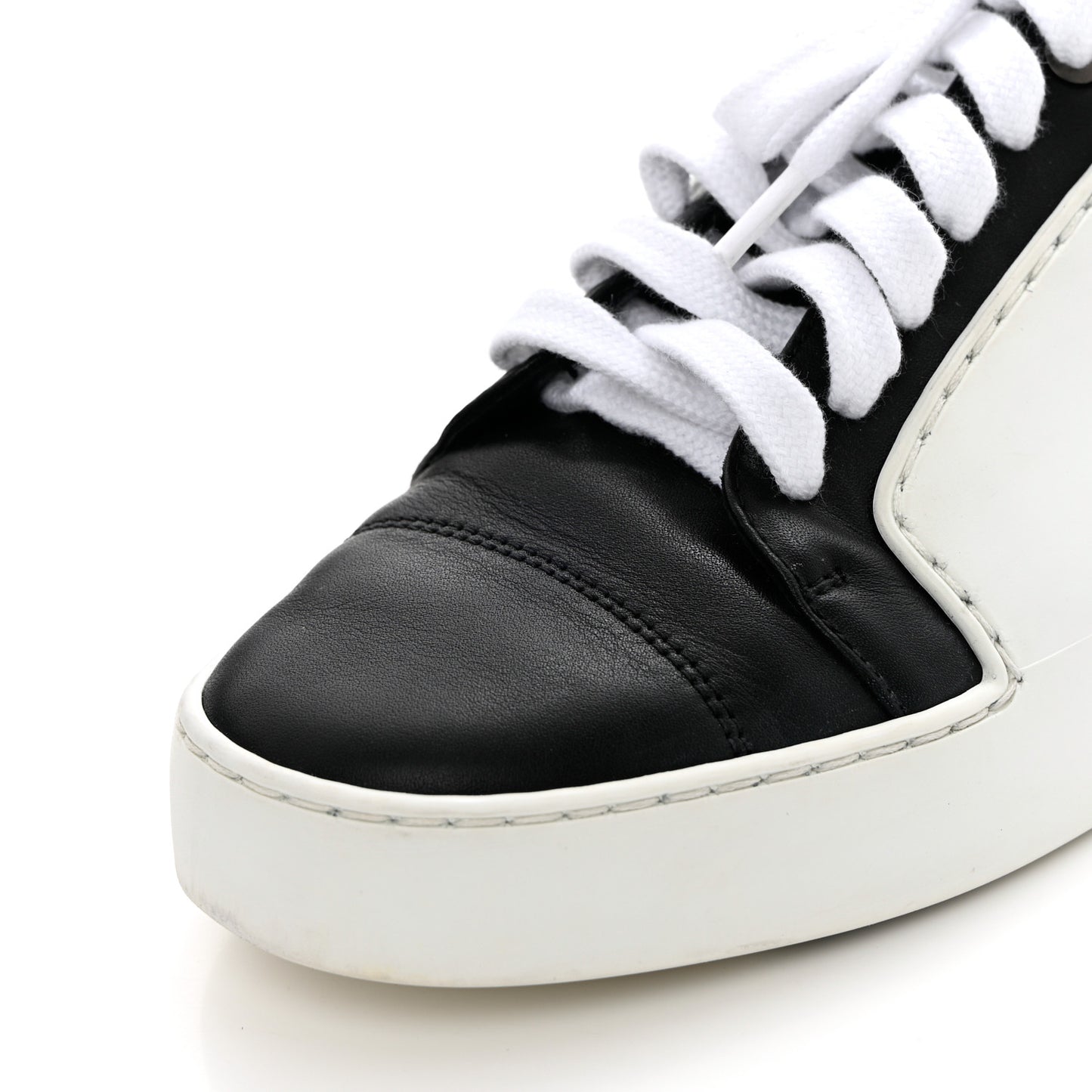 Calfskin Womens CC Sneakers 37 Black White
