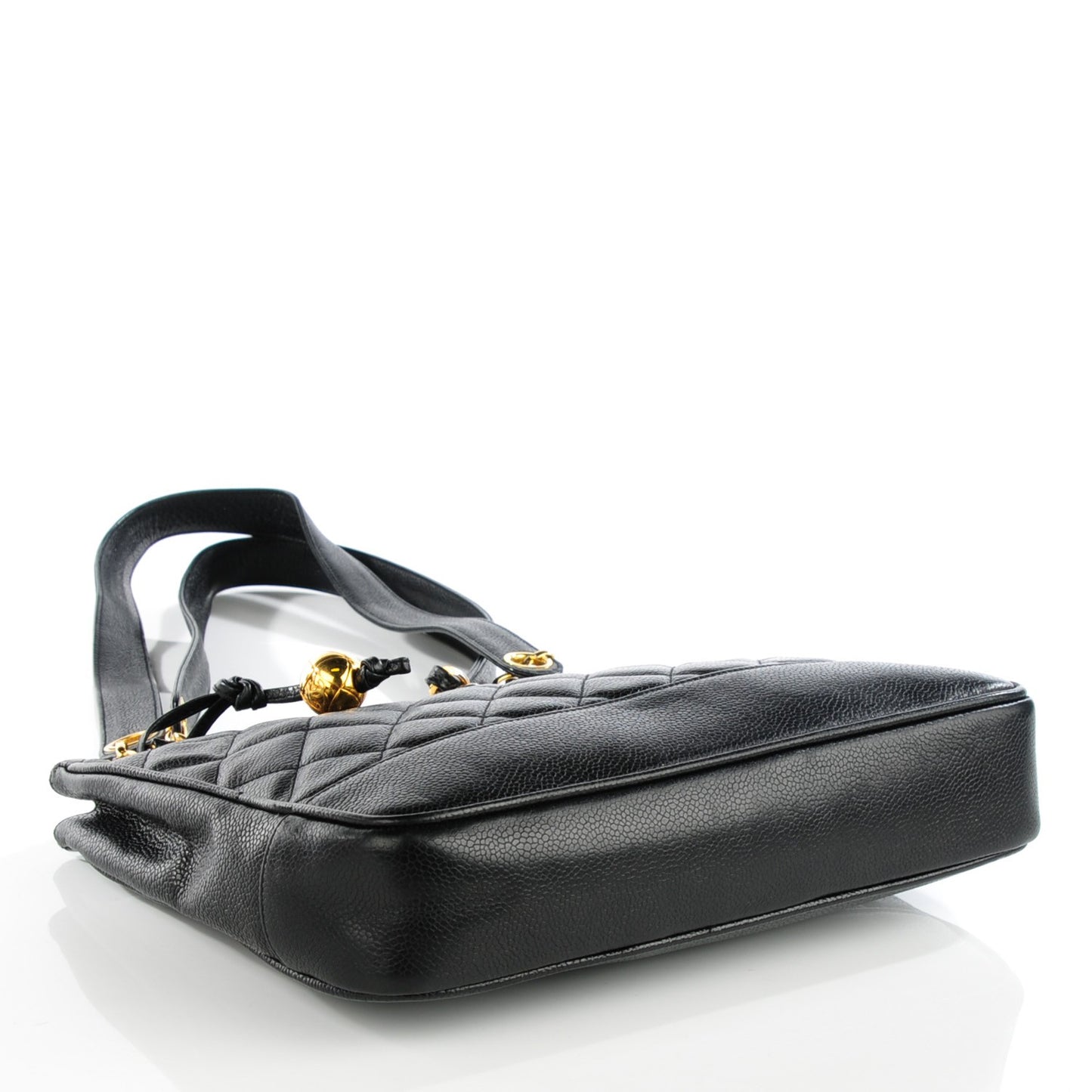 Caviar Quilted Shoulder Bag Black