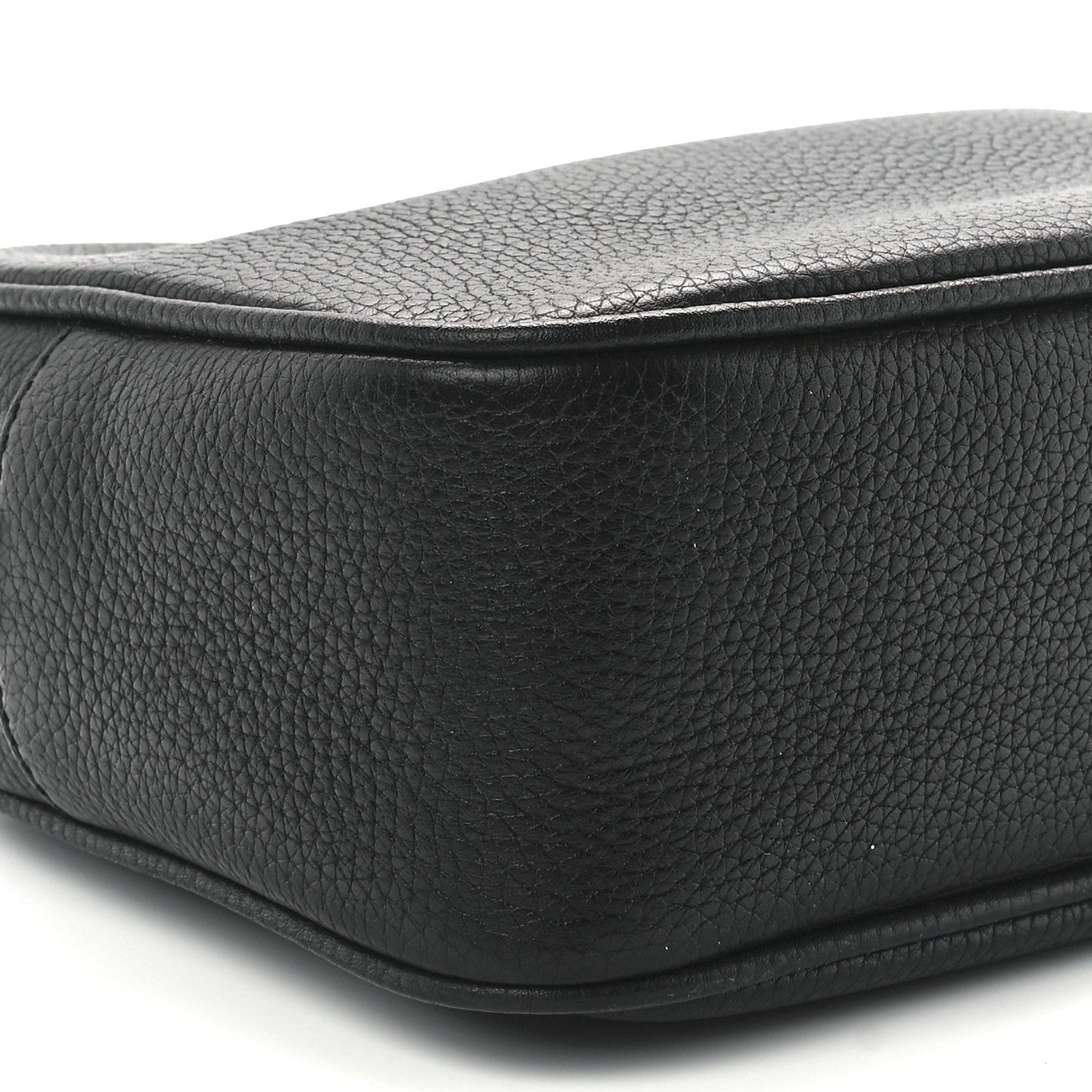 Gucci Pebbled Calfskin Small Soho Disco Bag Black 10 of 11
