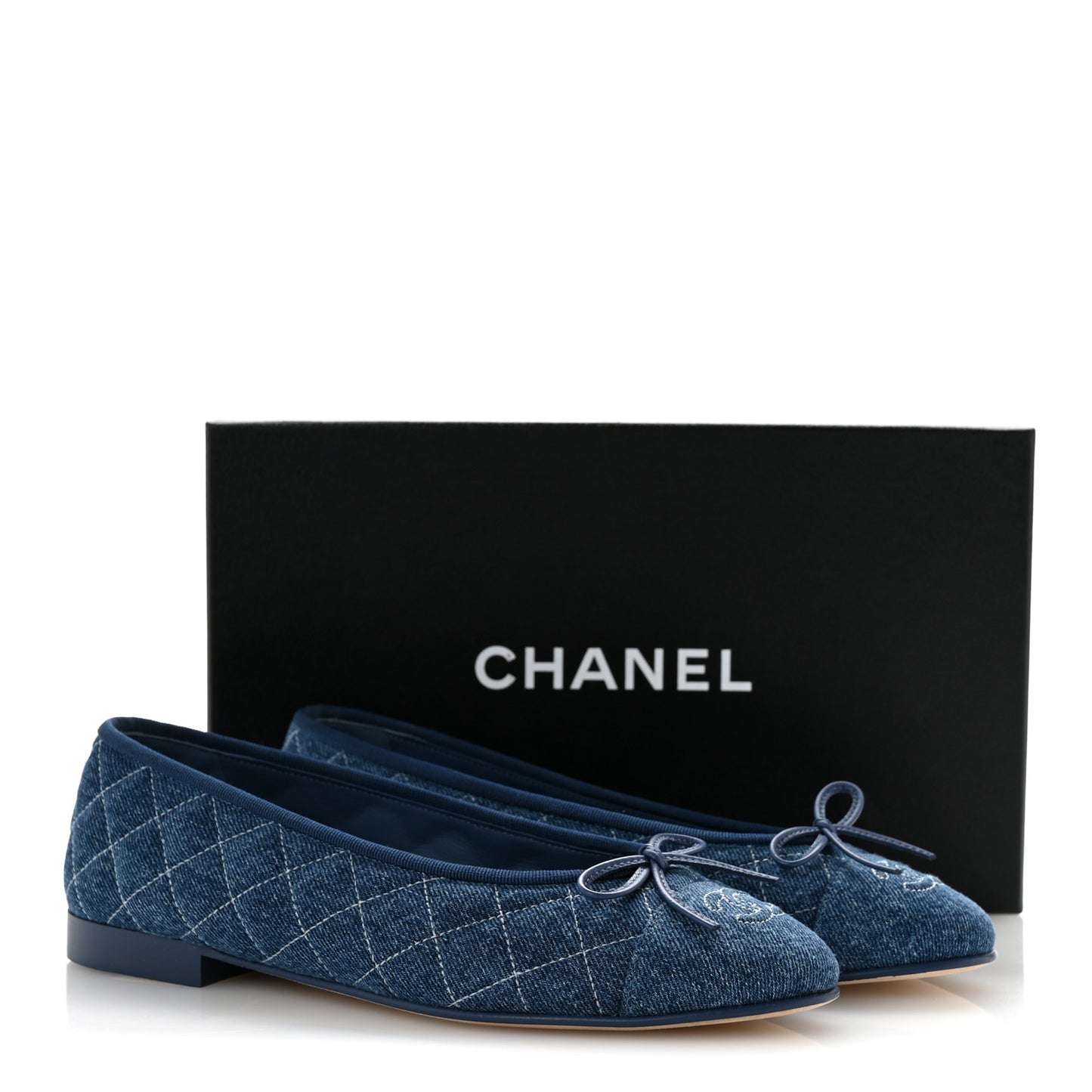 Washed Denim Quilted Cap Toe CC Ballerina Flats 39 Blue