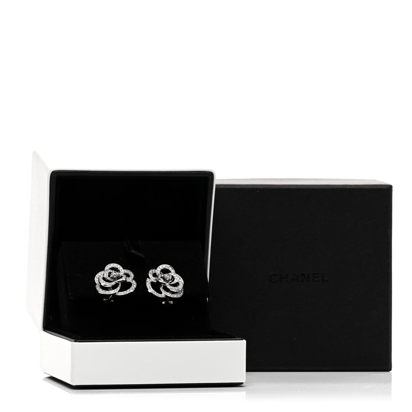 18K White Gold Diamond Fil De Camelia Earrings