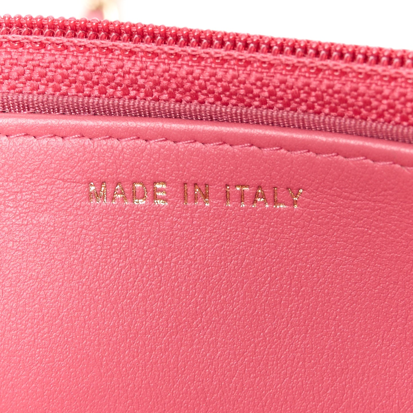 Caviar Quilted CC Filigree Wallet On Chain WOC Pink