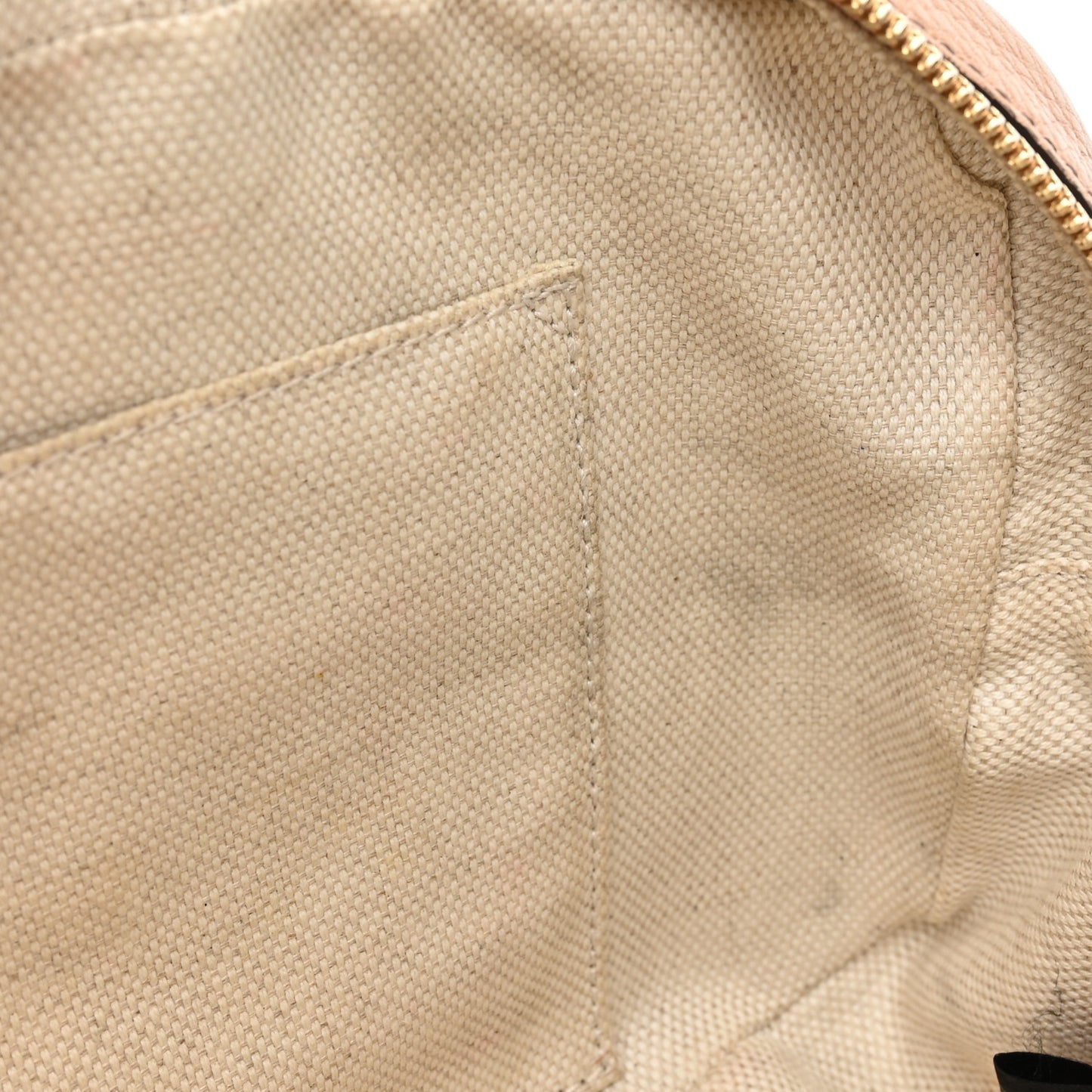 Pebbled Calfskin Small Soho Disco Bag Camelia