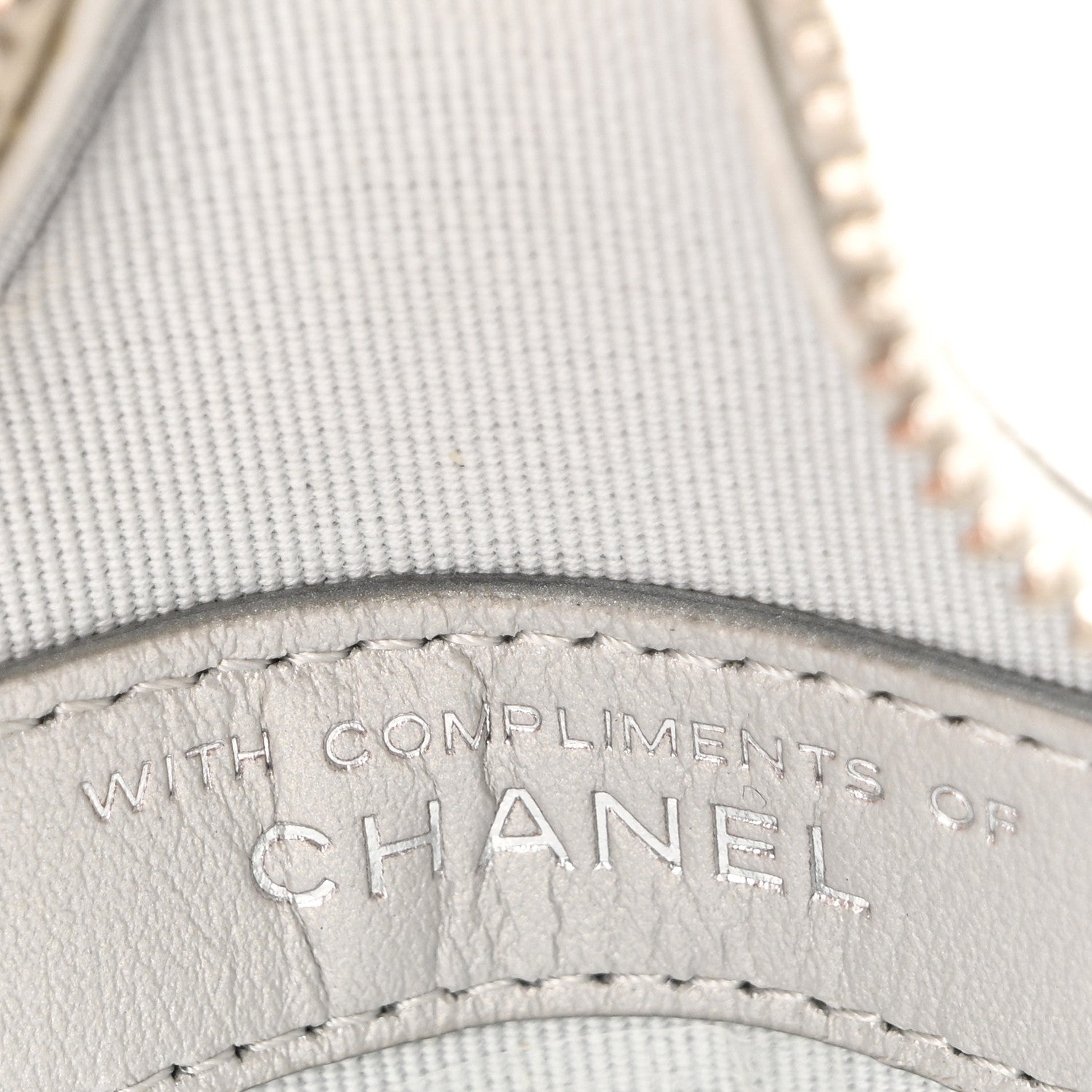 Chanel Metallic Lambskin Walk Of Fame Star Clip On Coin Purse Silver 7 of 9