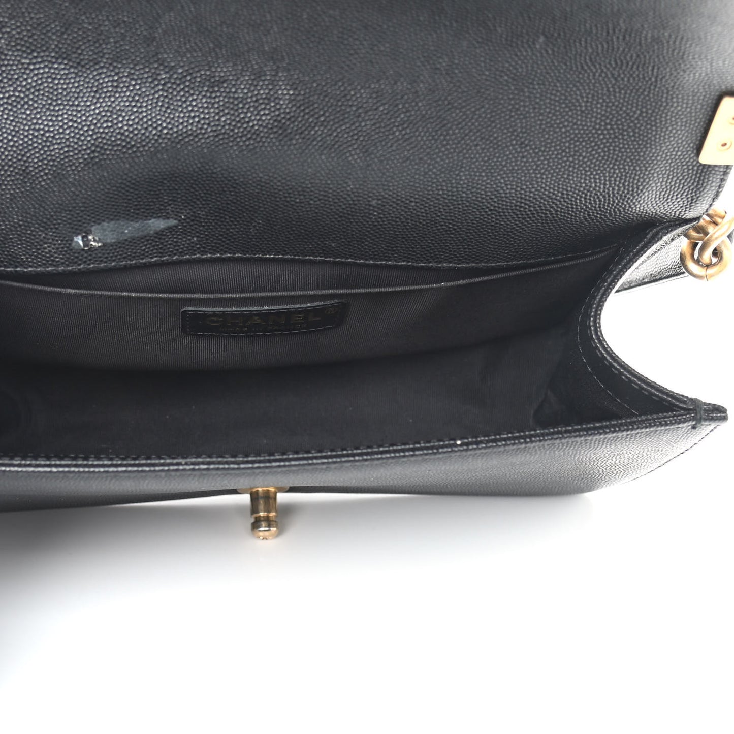 Caviar Quilted Medium Boy Flap Black