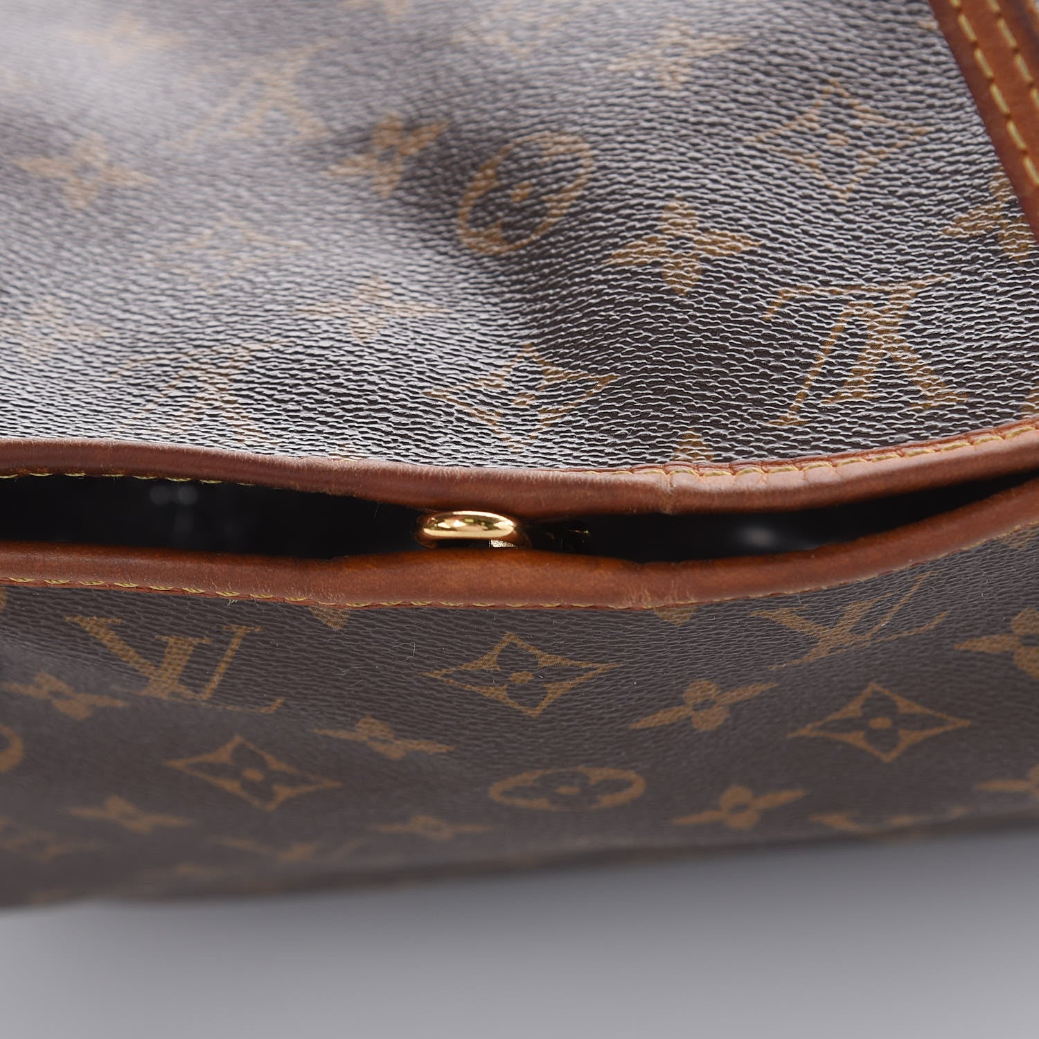Louis Vuitton Monogram Neverfull MM 10 of 17