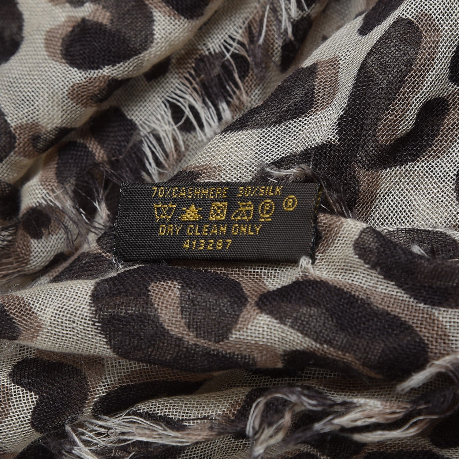 Louis Vuitton Cashmere Silk Leopard Stole Beige 6 of 6