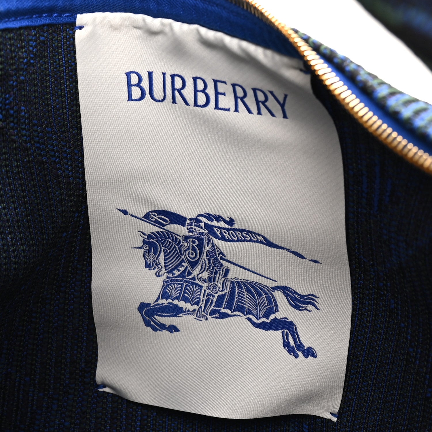 Burberry Canvas Knitted Check Peg Medium Duffle Bag Knight 6 of 11