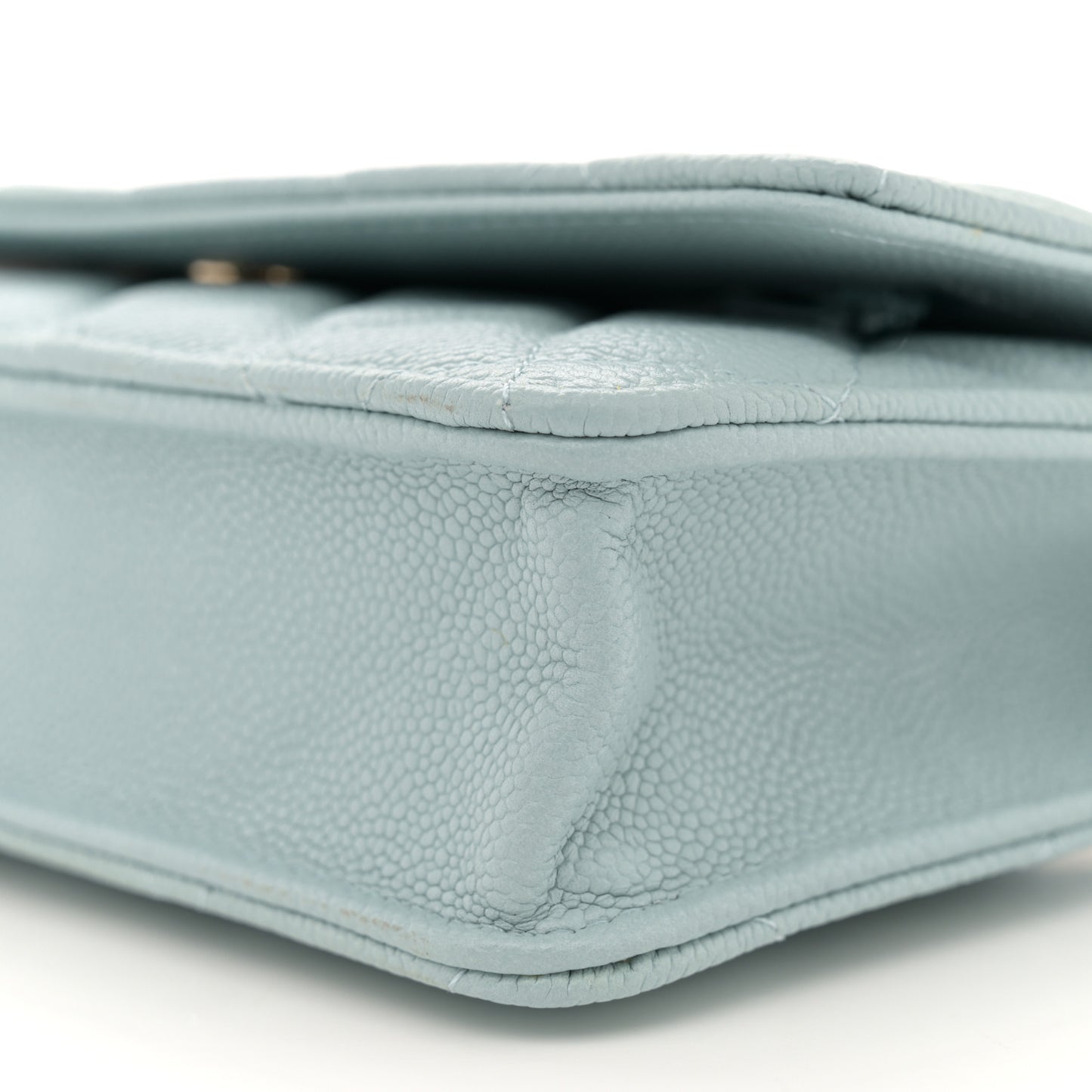 Caviar Quilted Tiny CC Wallet On Chain WOC Light Blue