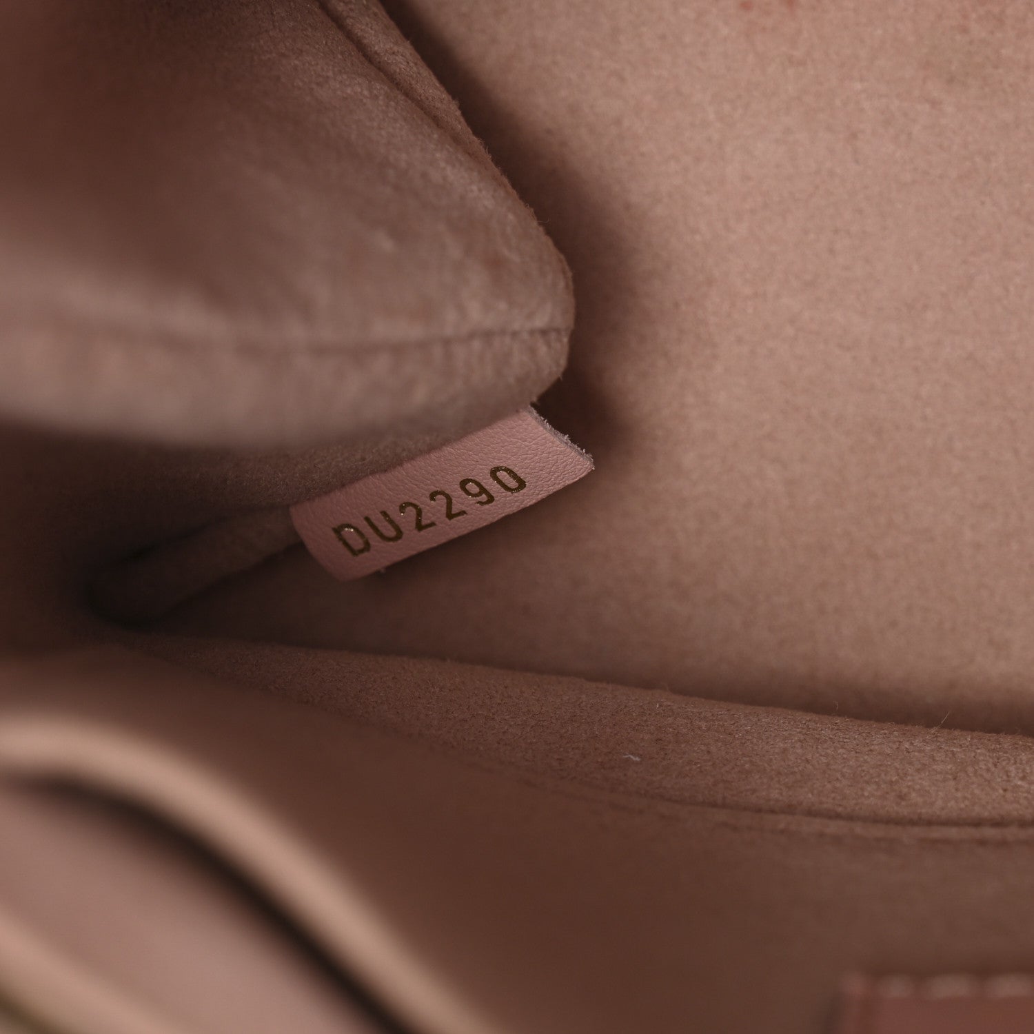 Louis Vuitton Monogram Locky BB Rose Poudre 6 of 11