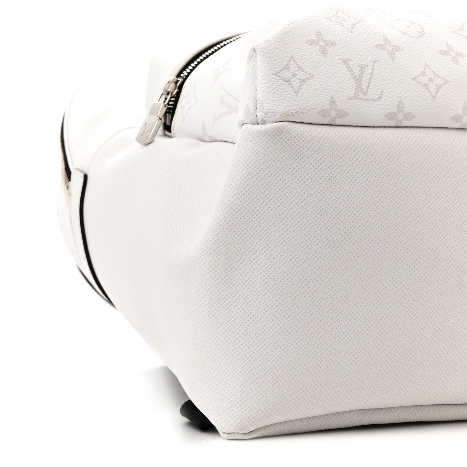 Louis Vuitton Taiga Monogram Discovery Backpack PM White 8 of 11
