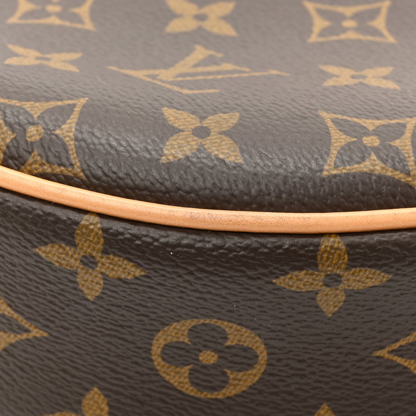 Monogram Loop