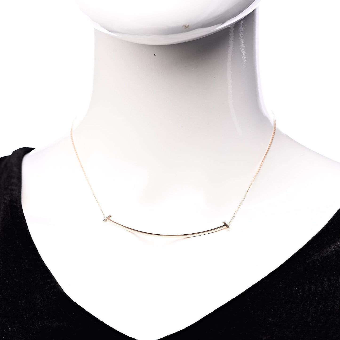 18K Rose Gold T Smile Pendant Necklace
