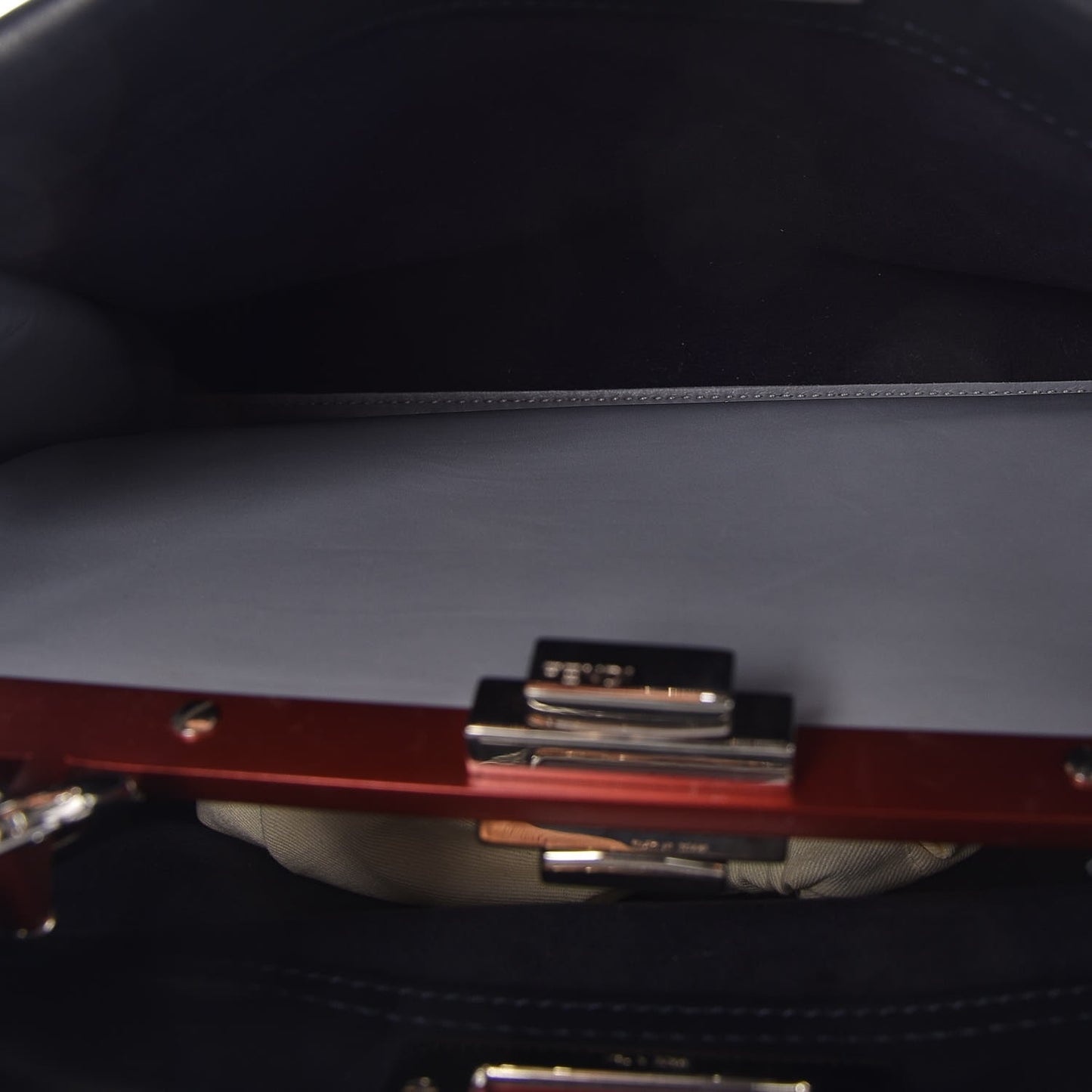 Vitello Seta Shiny Nappa Medium Peekaboo Iconic Satchel Blue Notte Ardesia