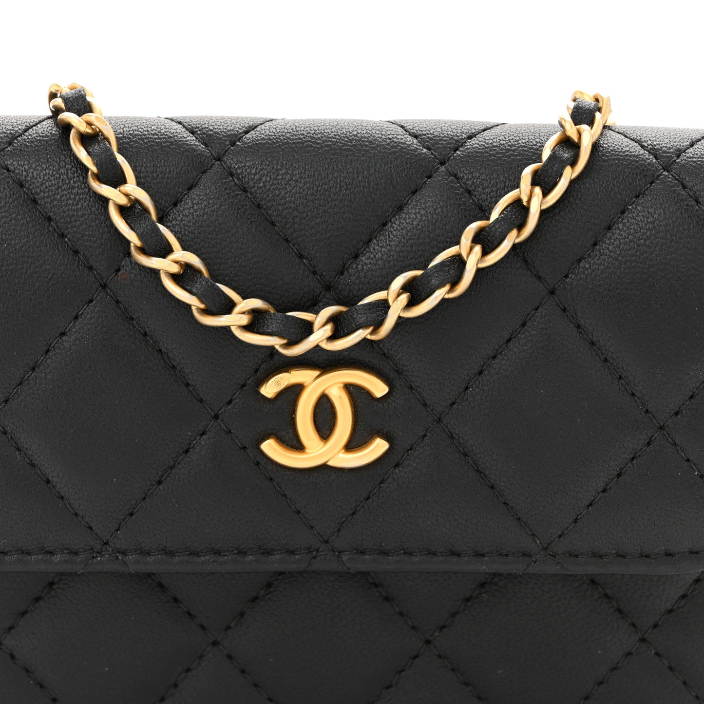 Lambskin Quilted Pearl Crush Flap With Chain Black