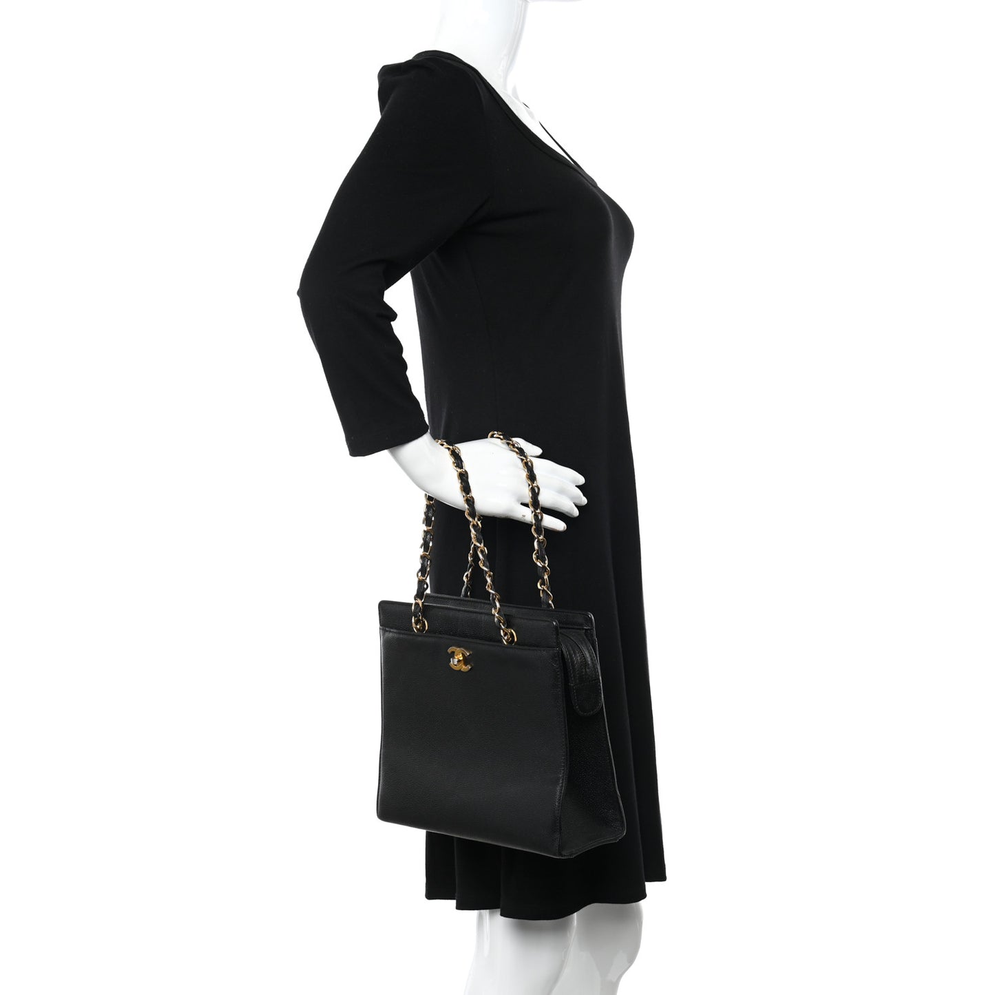 Caviar CC Shoulder Bag Black